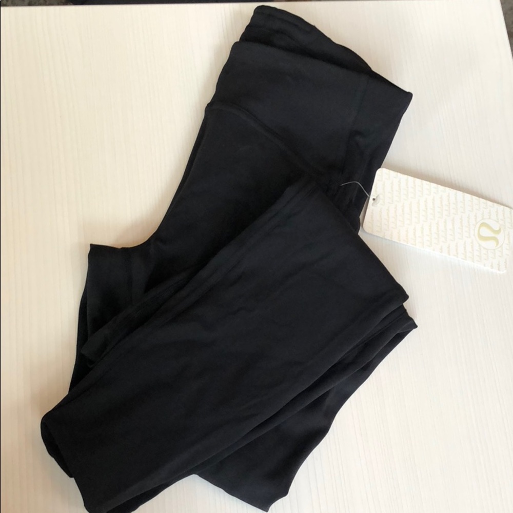 Lululemon Lead the Pack tights